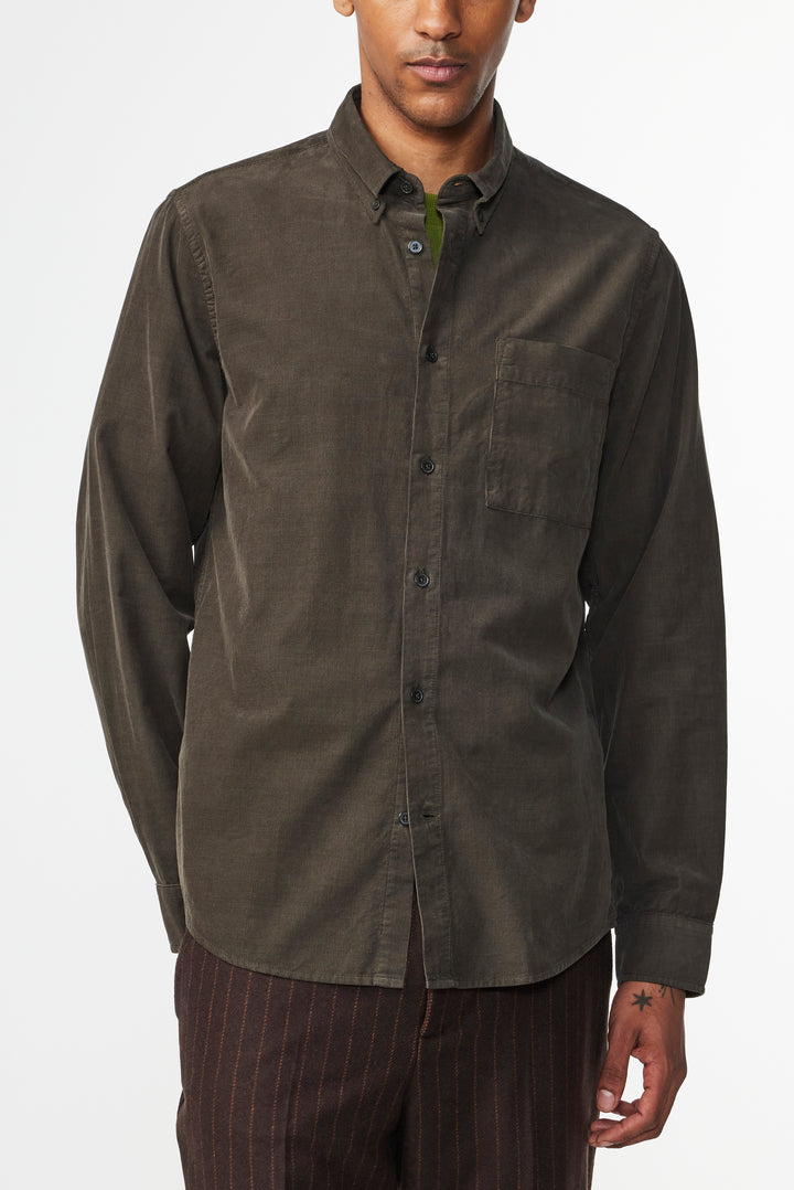 NN07 - Arne BD 5082 Shirt in Dark Army | Buster McGee