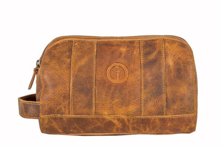 Indepal - Watson - Leather Toiletry Bag in Dusty Antique | Buster McGee Daylesford