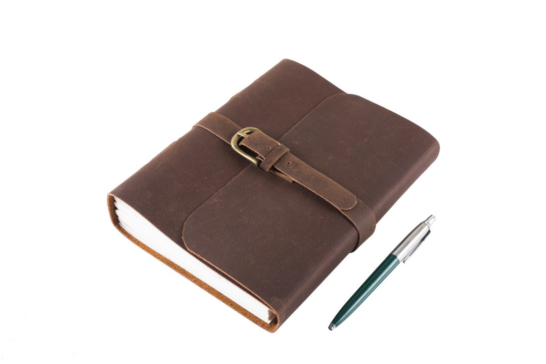 Indepal - Leather Journal - Buckle A5 in Brown Leather | Buster McGee