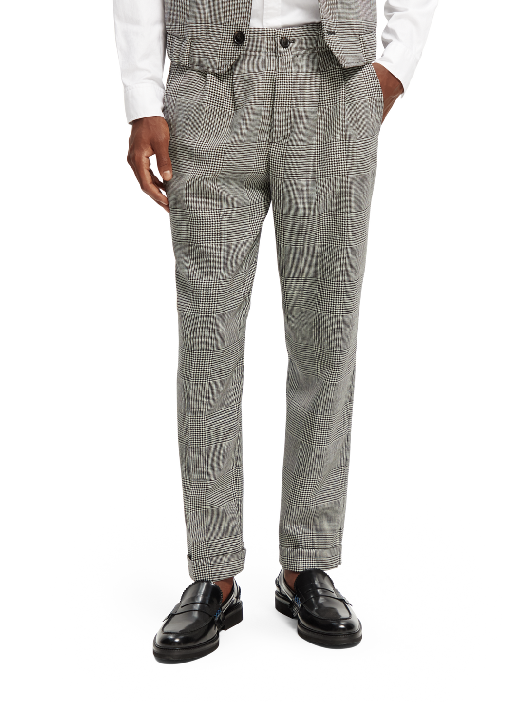 Loose Tapered-Fit Pleated Check Chino | Buster McGee