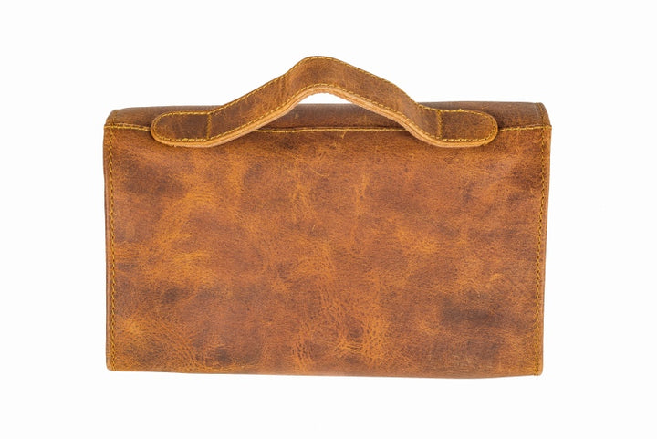 Indepal - Rockliff - Fold-Out Toiletry Bag in Crazy Horse Tan | Buster McGee