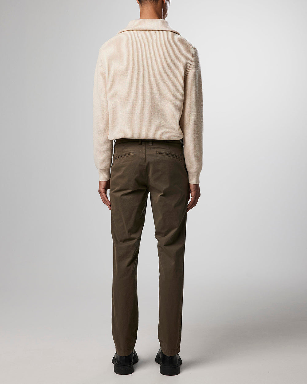 NN07 - Marco 1400 Classic Chino in Khaki Grey | Buster McGee