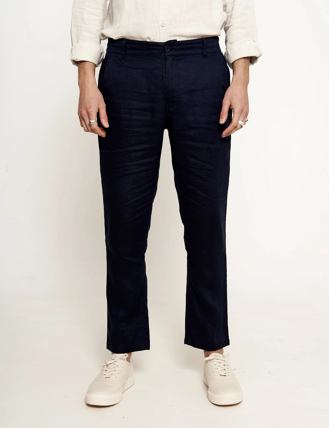 Mr Simple - Tanner Linen Pant in Navy | Buster McGee