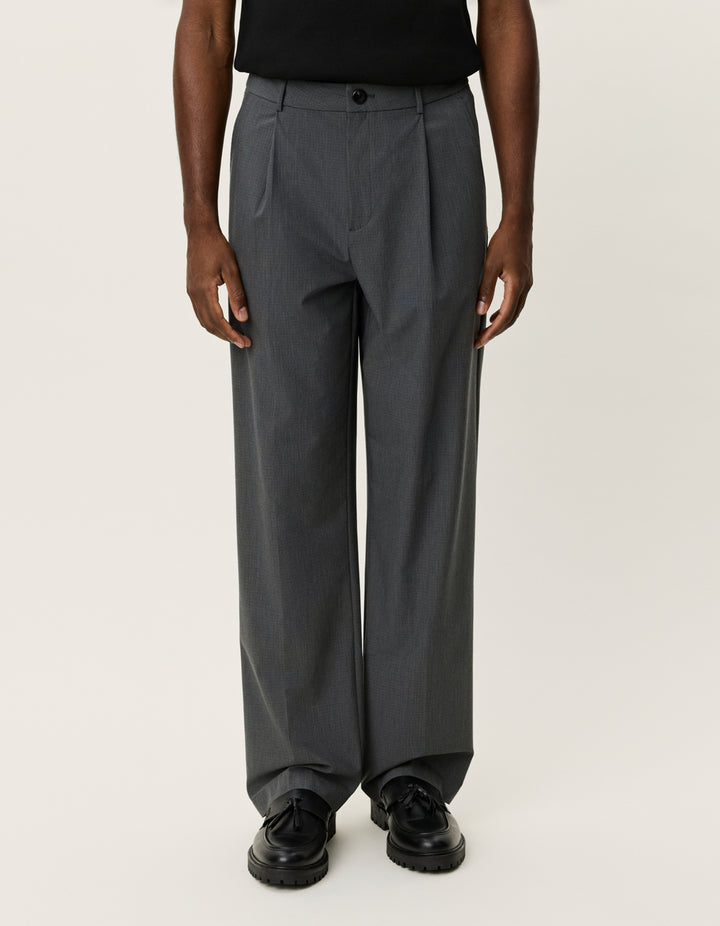 Les Deux Reece Pleated Mini Check Pants in Raven Grey | Buster McGee