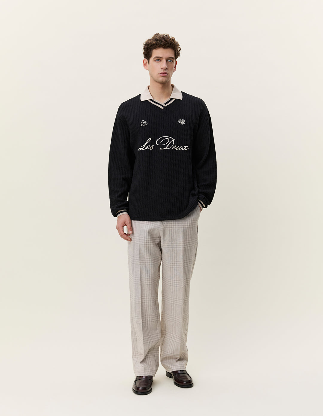 Les Deux Waffle Longsleeve Football Jersey in Black | Buster McGee