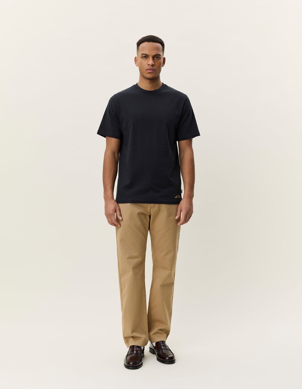 Les Deux Plant T-Shirt in Tap Shoe Black | Buster McGee Daylesford