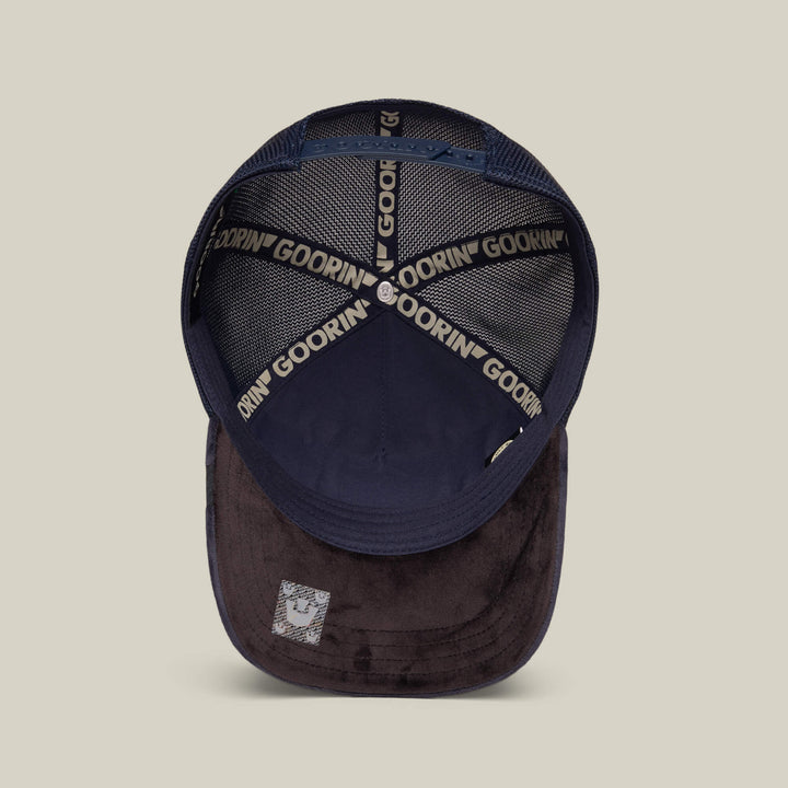 Goorin - Velour Wise Ass Trucker Cap in Void