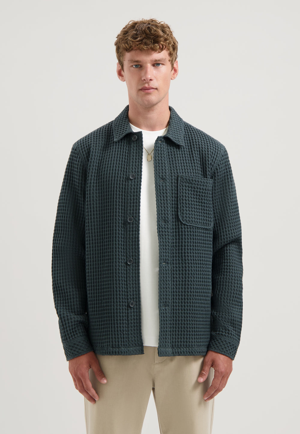 Dstrezzed Lino Overshirt in Forest River | Buster McGee Daylesford
