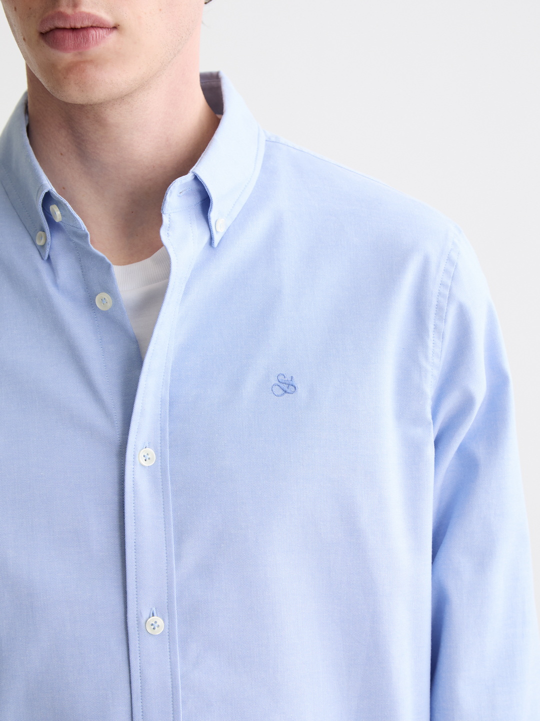 Scotch &amp; Soda Seasonal CORE Oxford Solid Shirt in Blue Bonnet