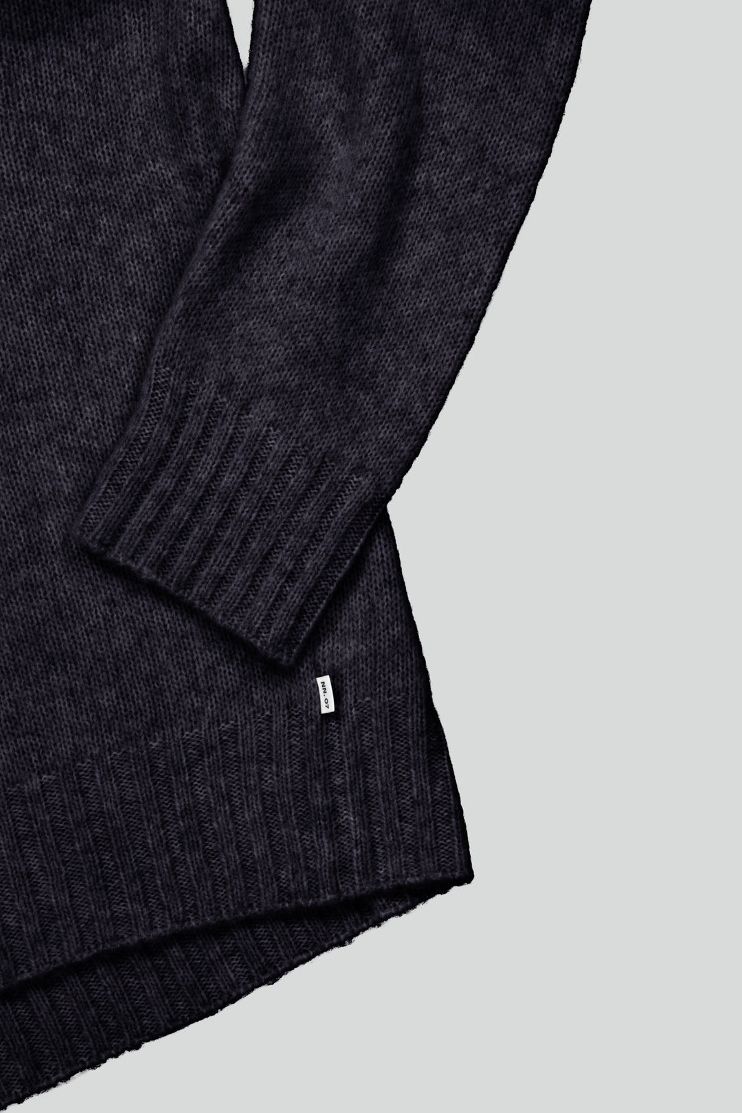 NN07 Lee 6598 Crewneck Pullover in Navy Blue
