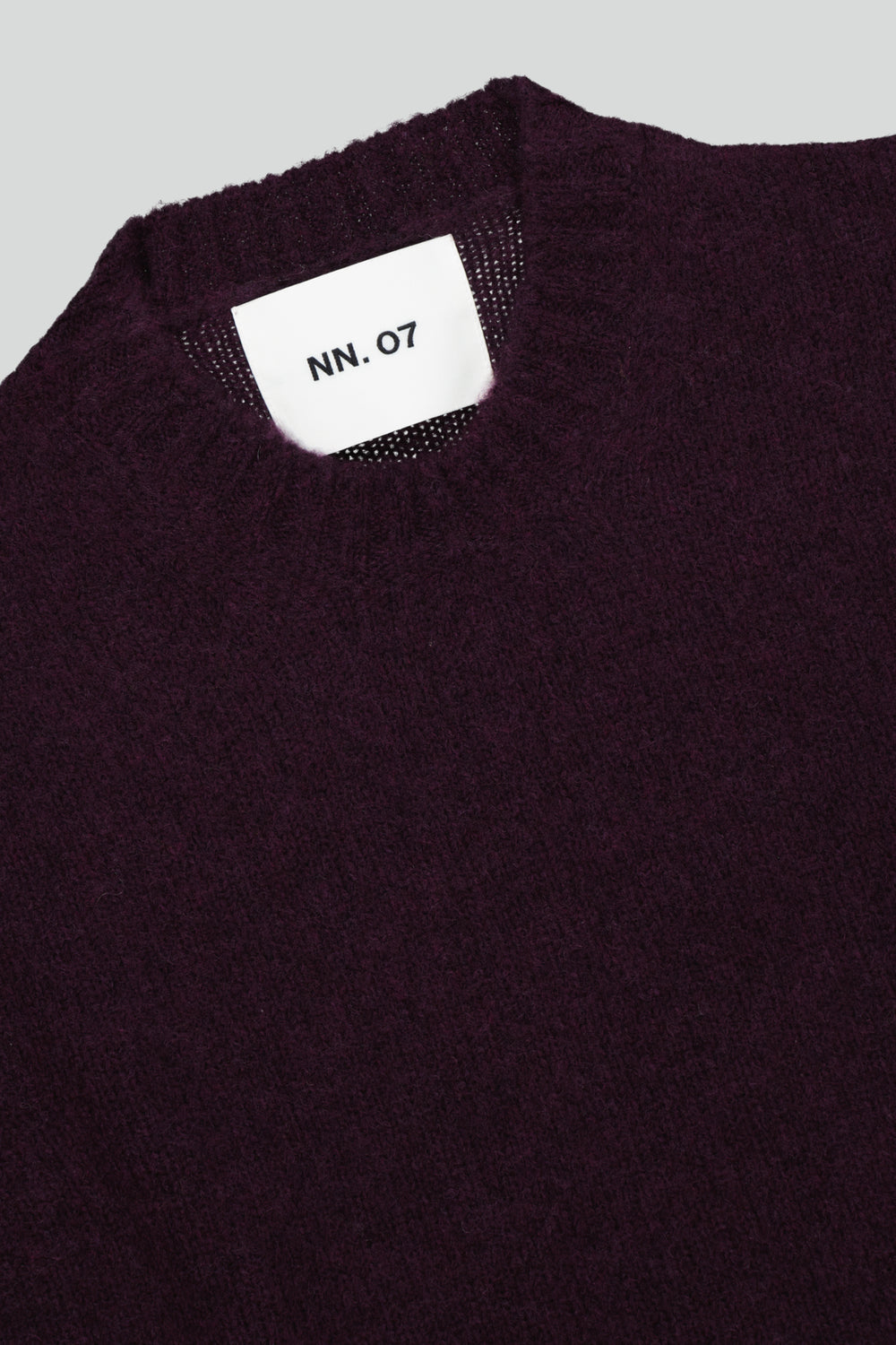 NN07 - Lee 6598 Crewneck Pullover in Plum | Buster McGee
