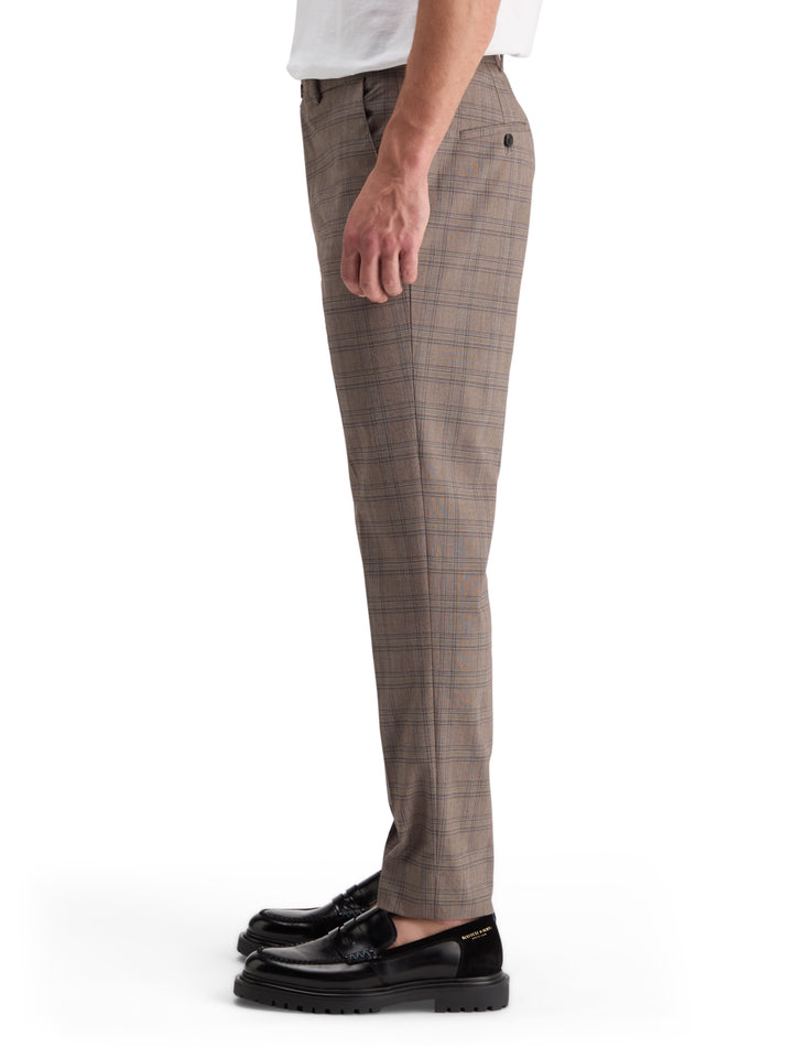 Scotch & Soda Tapered Yarn-Dyed Chino in Brown Ecru Check | Buster McGee