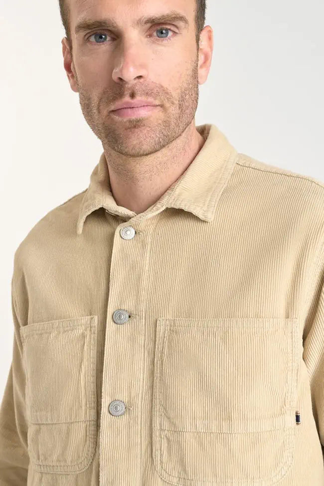 Le Temps de Cerises Hisa Velvet Jacket in Beige | Buster McGee