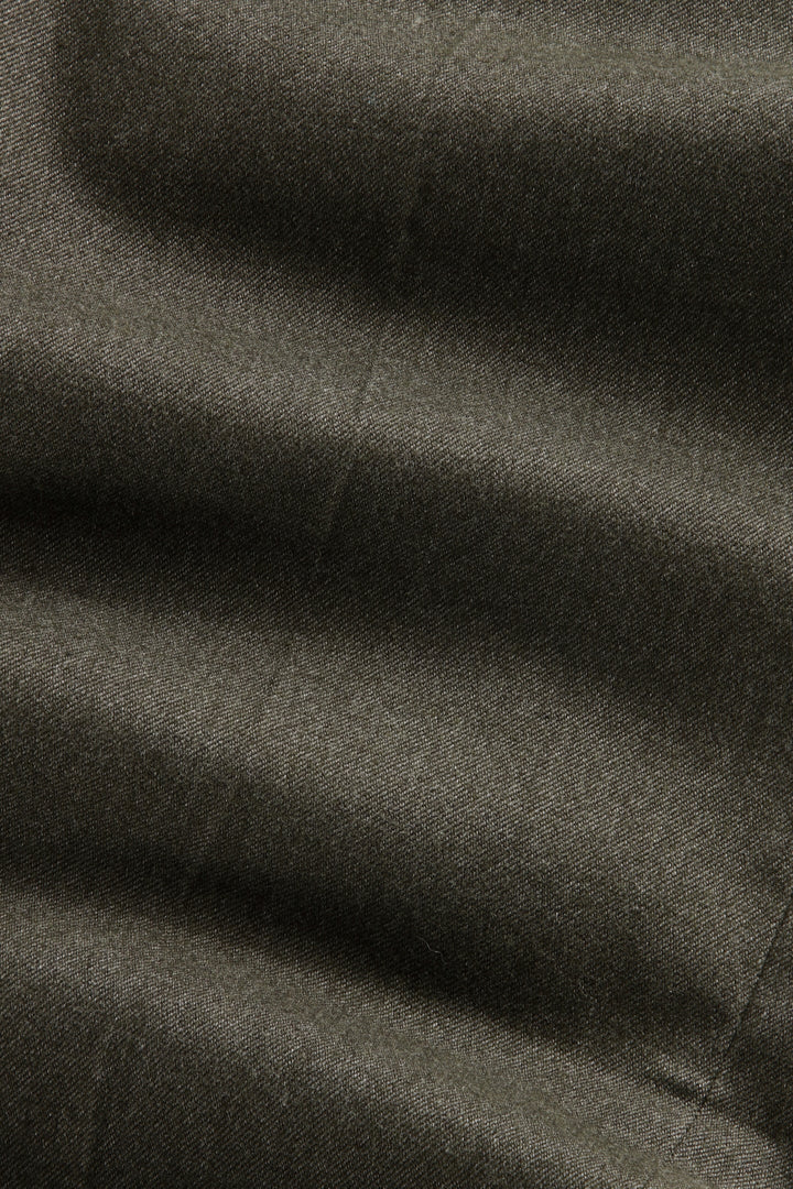 NN07 Bill 1067 Pant in Dark Army