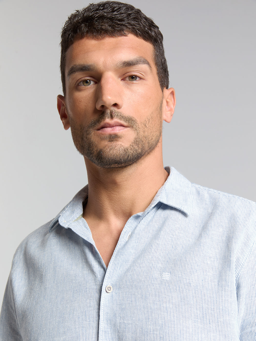 No Excess Cotton-Blend Vertical Striped Shirt in Cloud | Buster McGee