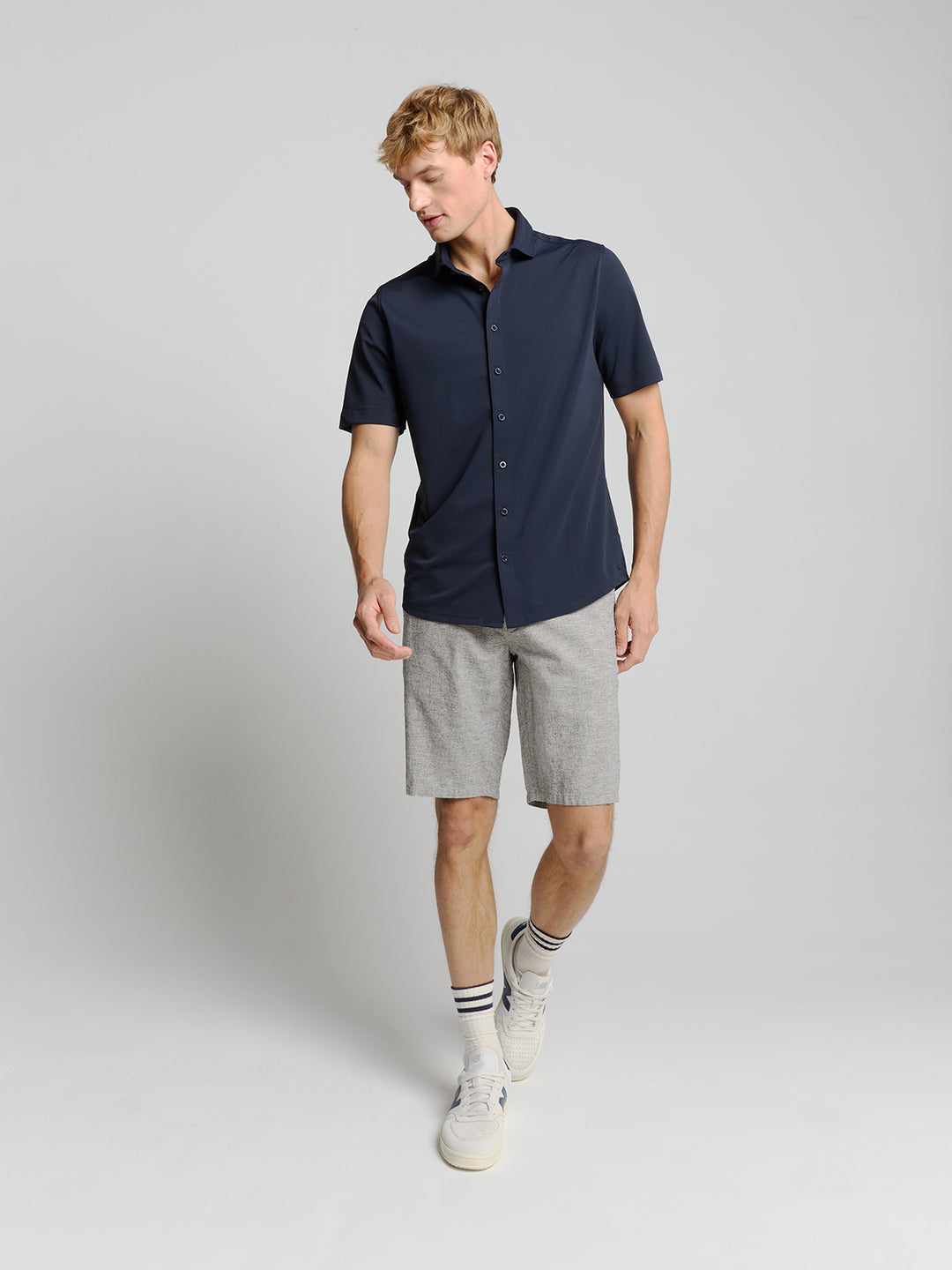 No Excess Men's Linen Blend Shorts in Deep Blue | Buster McGee