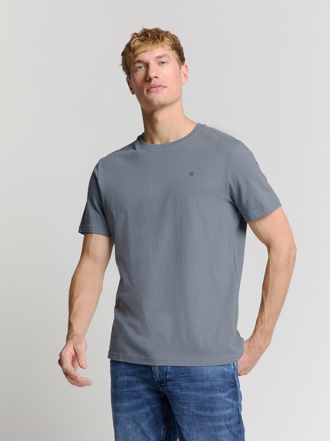 No Excess Solid Basic Crewneck Tee in Washed Blue | Buster McGee
