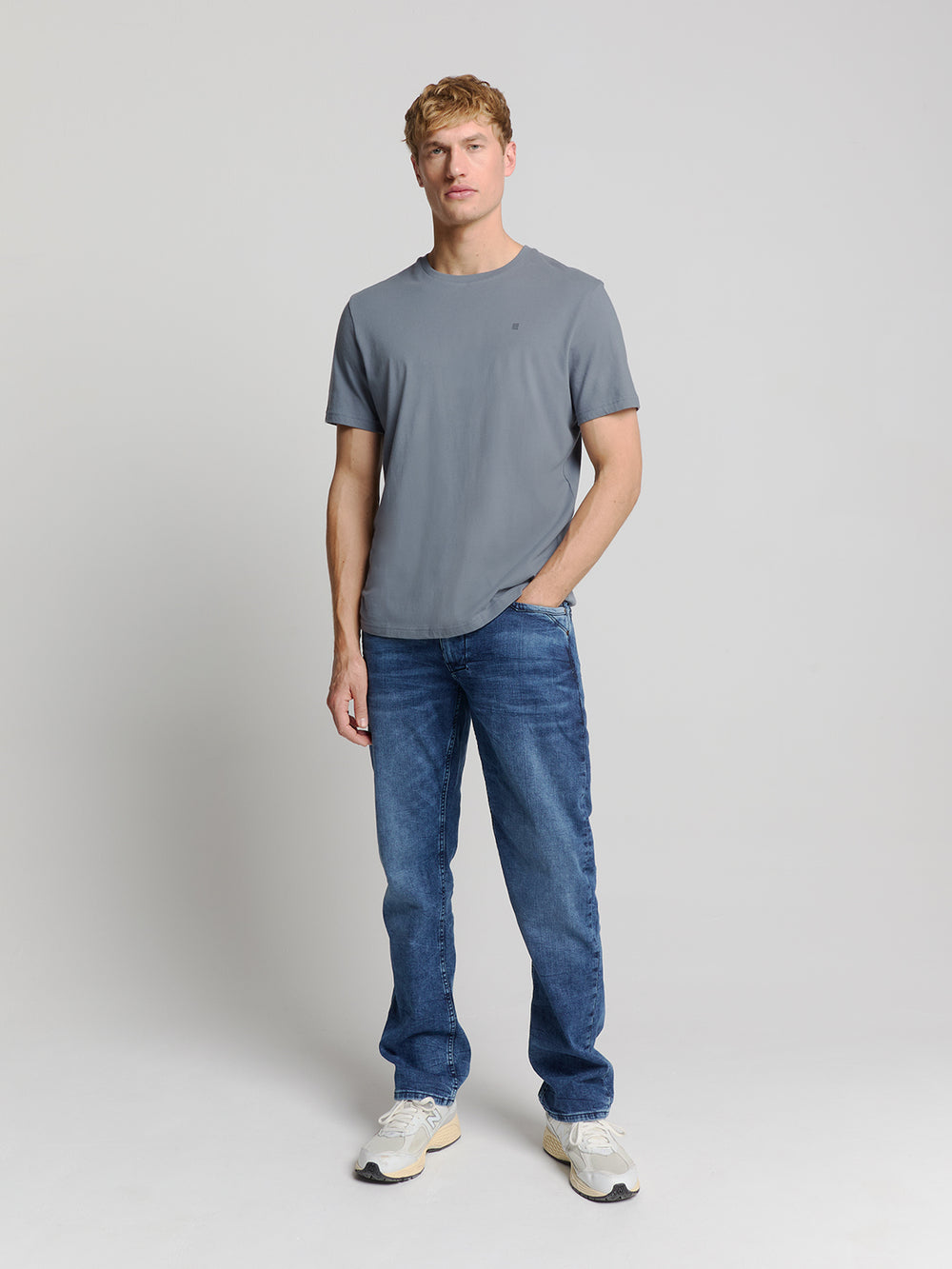No Excess Solid Basic Crewneck Tee in Washed Blue | Buster McGee