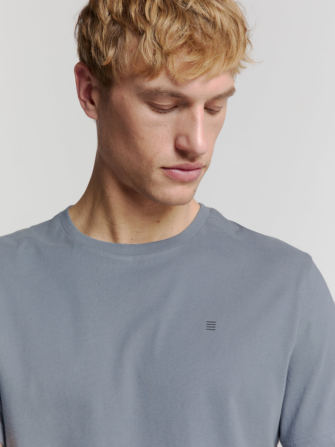 No Excess Solid Basic Crewneck Tee in Washed Blue | Buster McGee