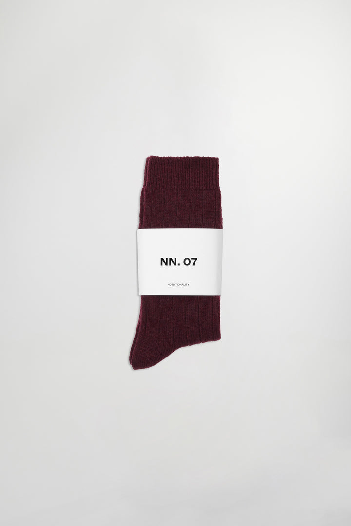 NN07 Sock One Logo 9055 Wool Sock in Wine Red | Buster McGee