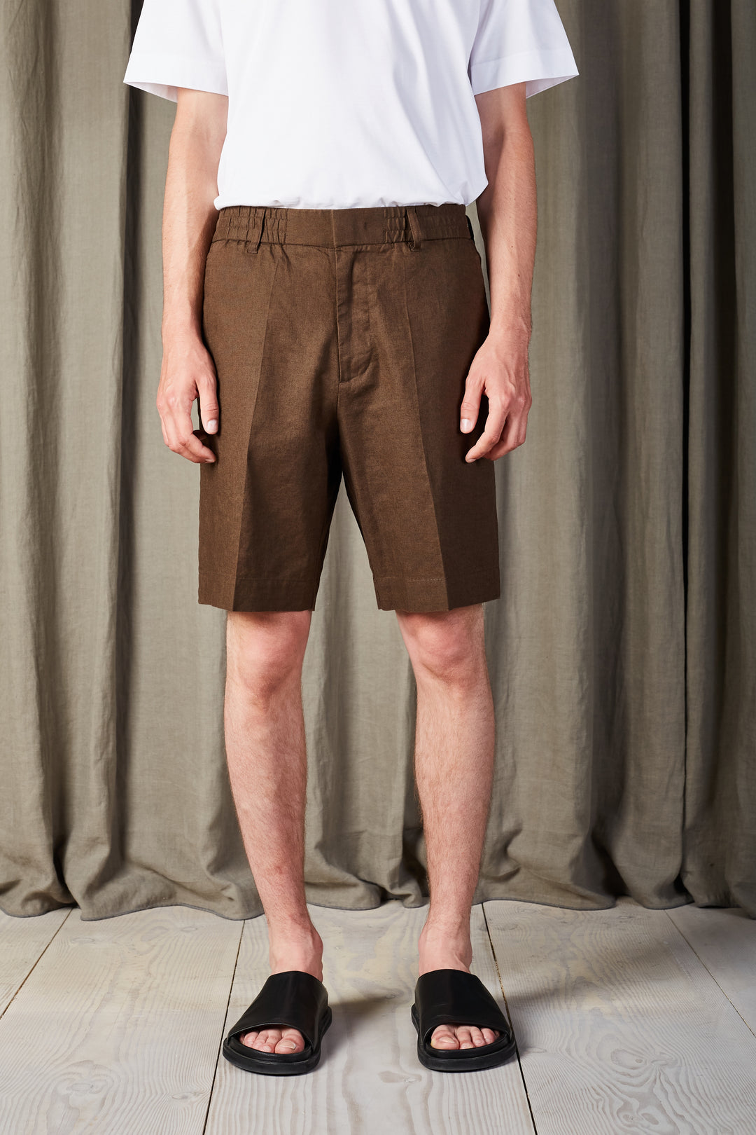 NN07 Billie 5397 Shorts in Demitasse | Buster McGee