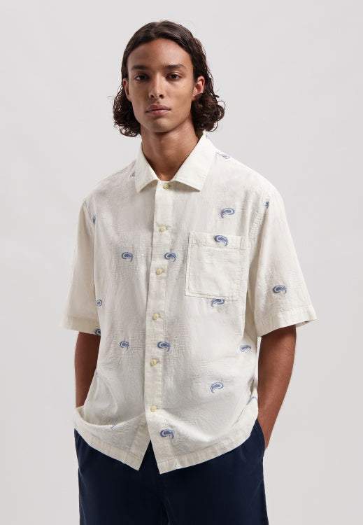 DSTREZZED Saul Jaquard Shortsleeve Shirt in Offwhite | Buster McGee