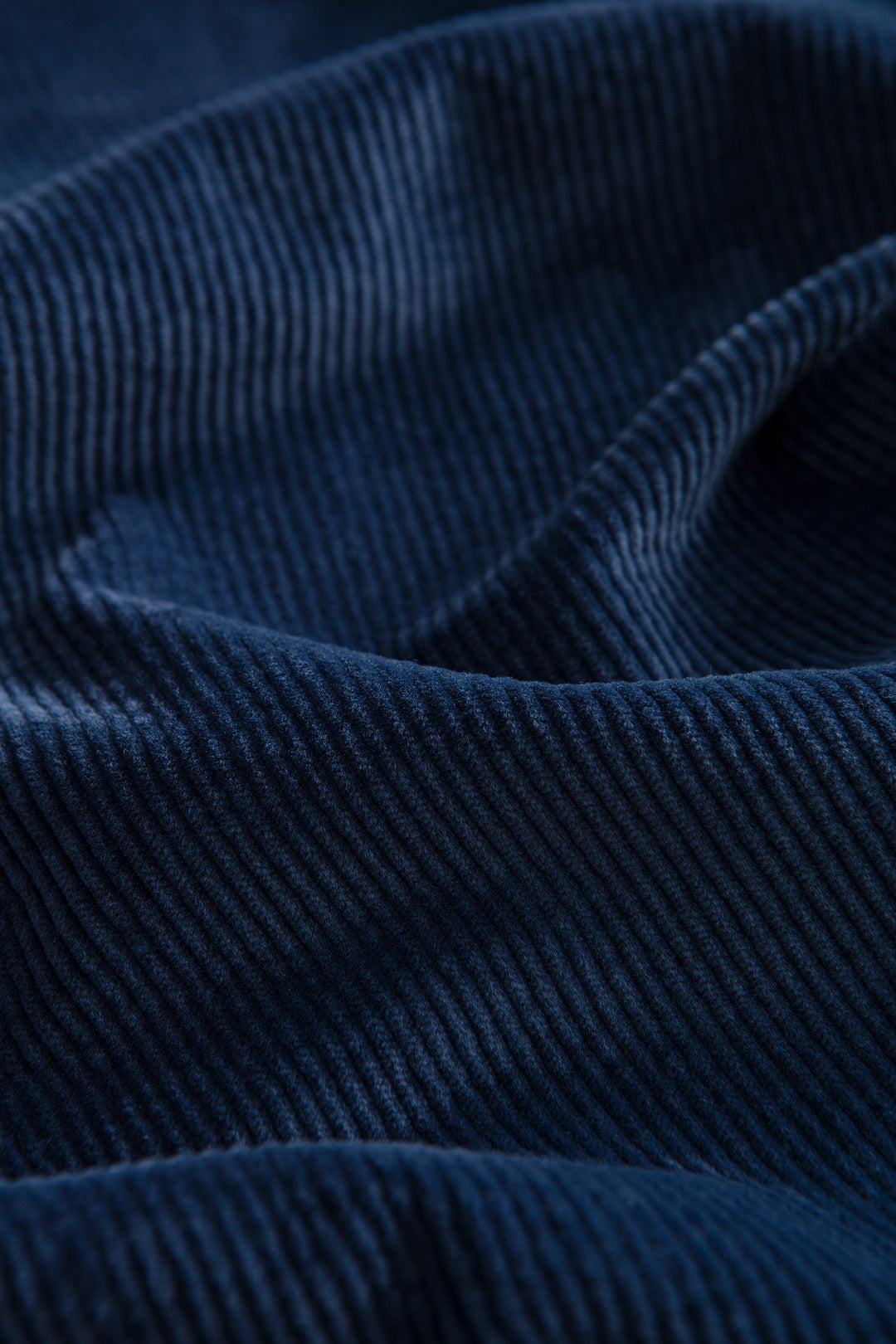 Edmmond Jorge Corduroy Pant in Plain Navy