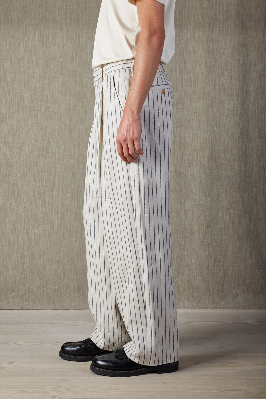 NN07 Kay 1455 Relaxed Linen Pant in Oat Stripe | Buster McGee