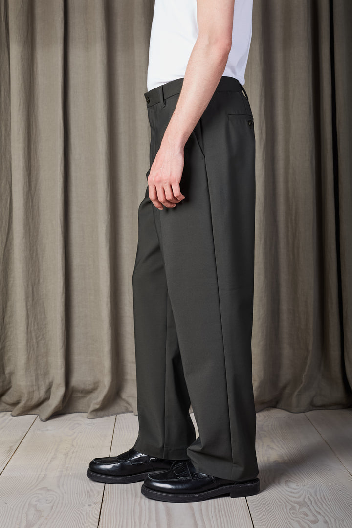 NN07 Paw 1089 Relaxed Fit Pant in Dark Army | Buster McGee Daylesford