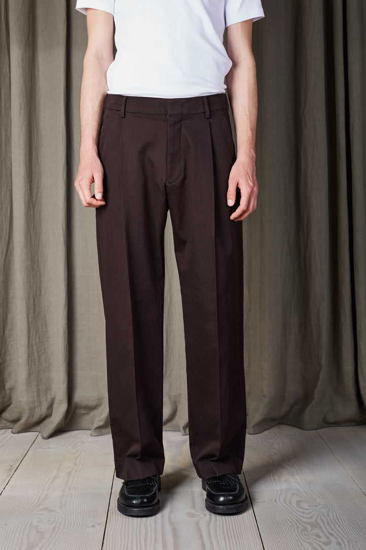 NN07 Kay 1420 Relaxed Pant in Deep Truffle