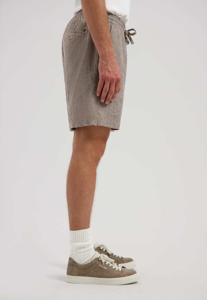 Dstrezzed Logan Pinstripe Short in Grey Brown