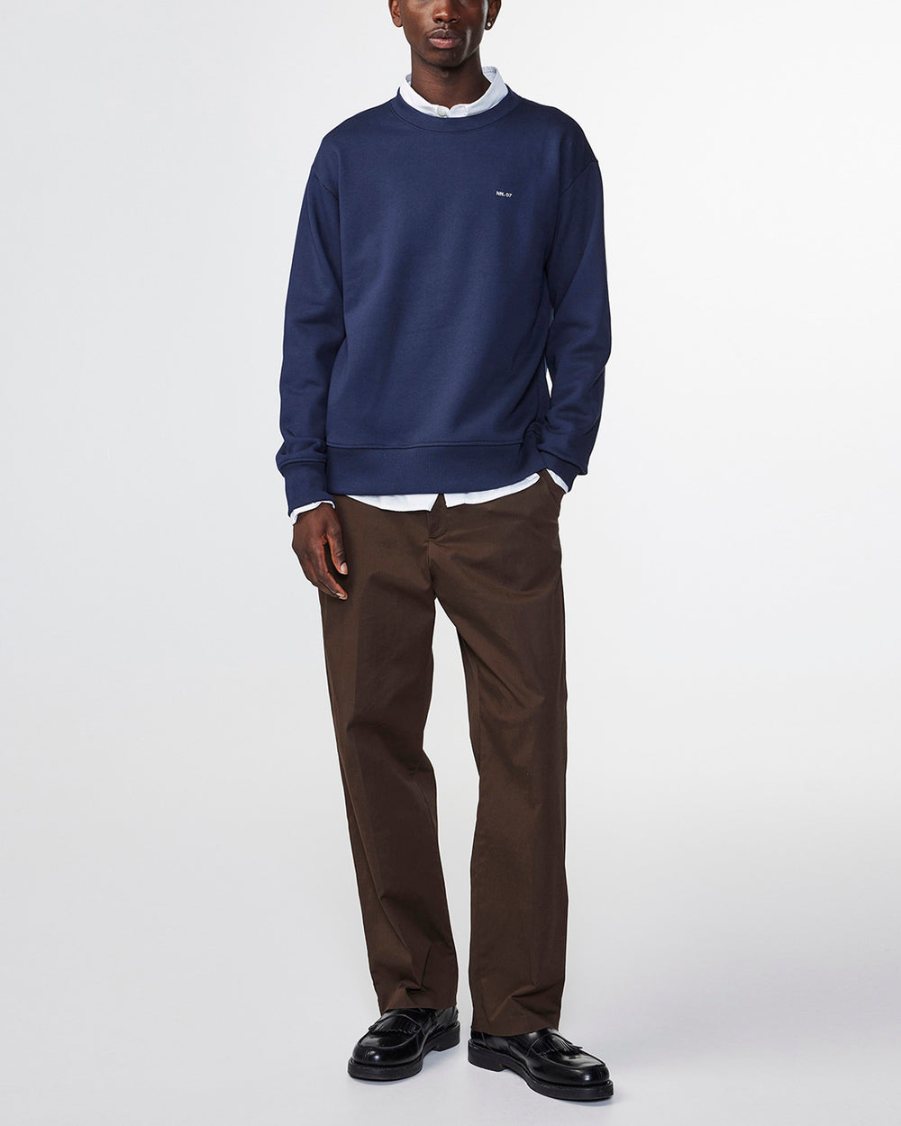 NN07 Briggs Crew 3504 Sweatshirt in Navy Blue | Buster McGee