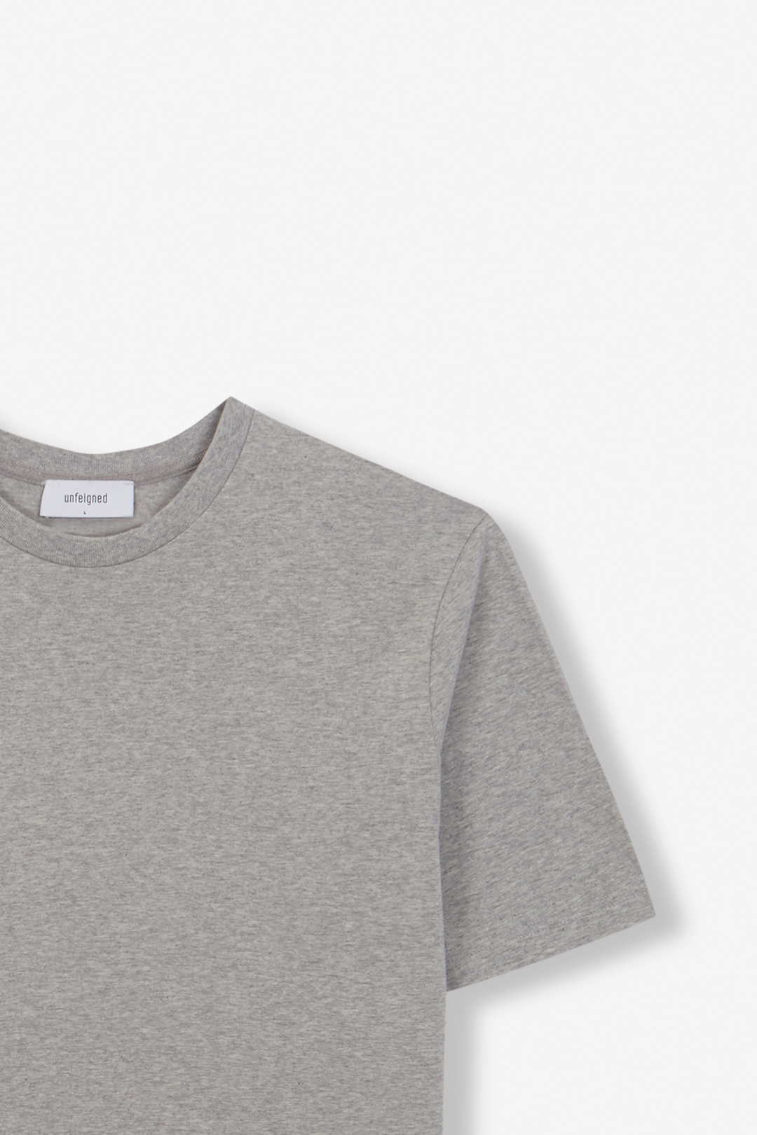 Unfeigned Basic T-Shirt in Grey Melange
