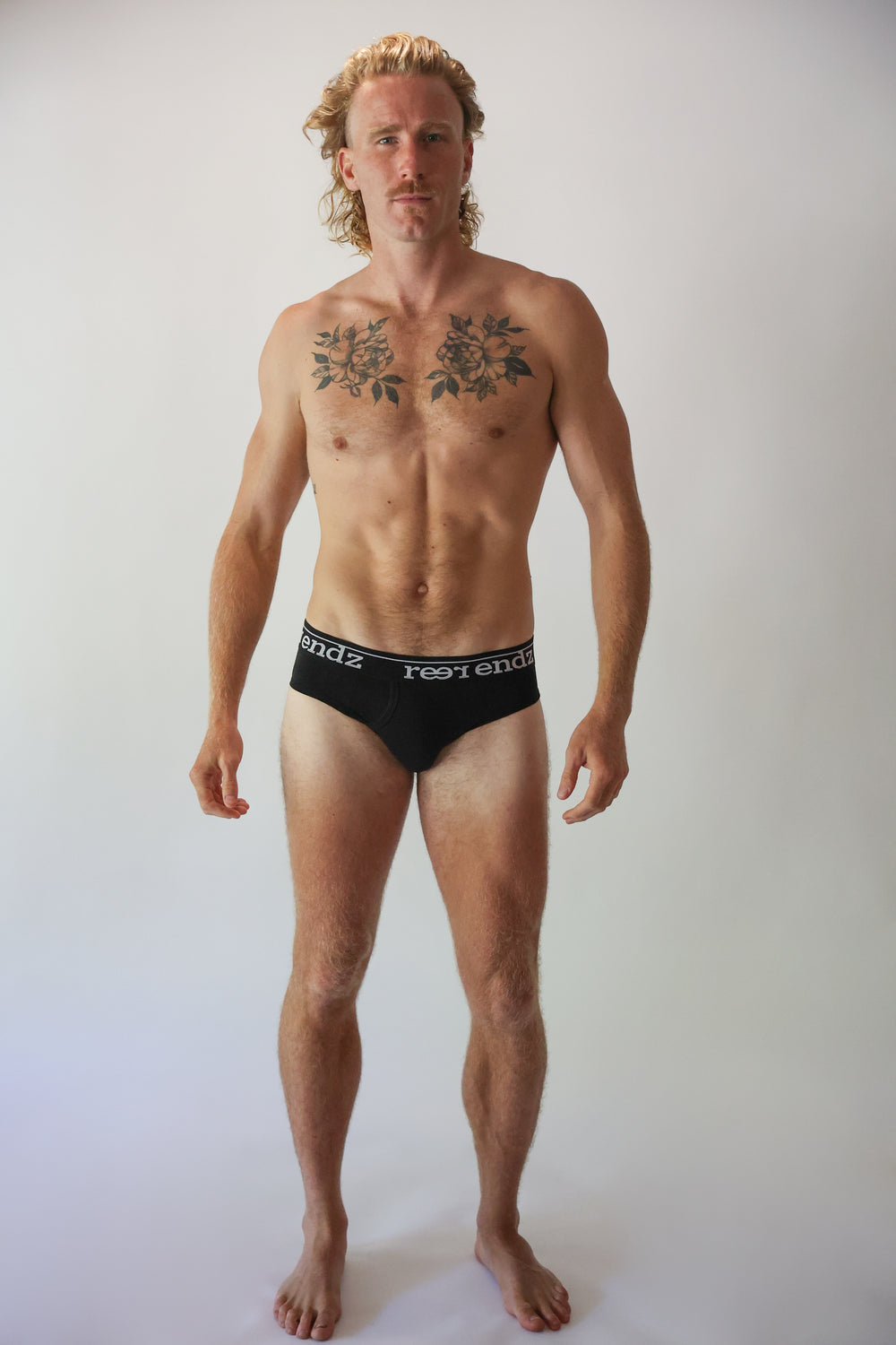 Reer Endz - Organic Cotton Men's Brief in Black | Buster McGee