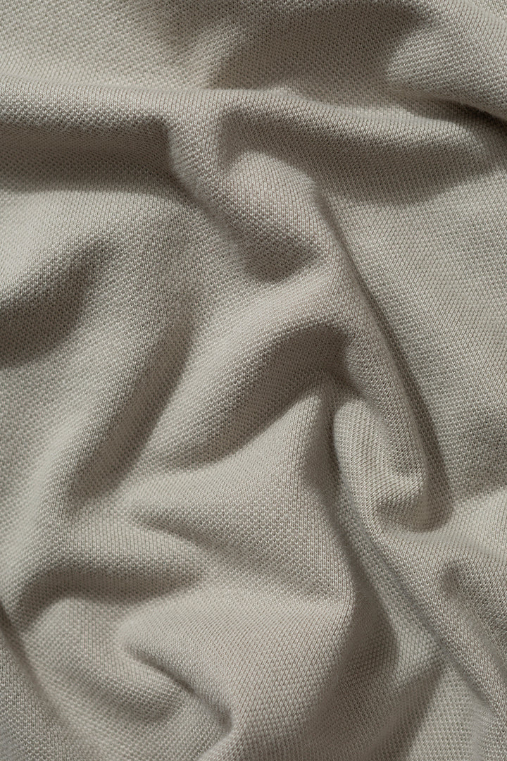 Edmmond Duck Polo in Plain Taupe