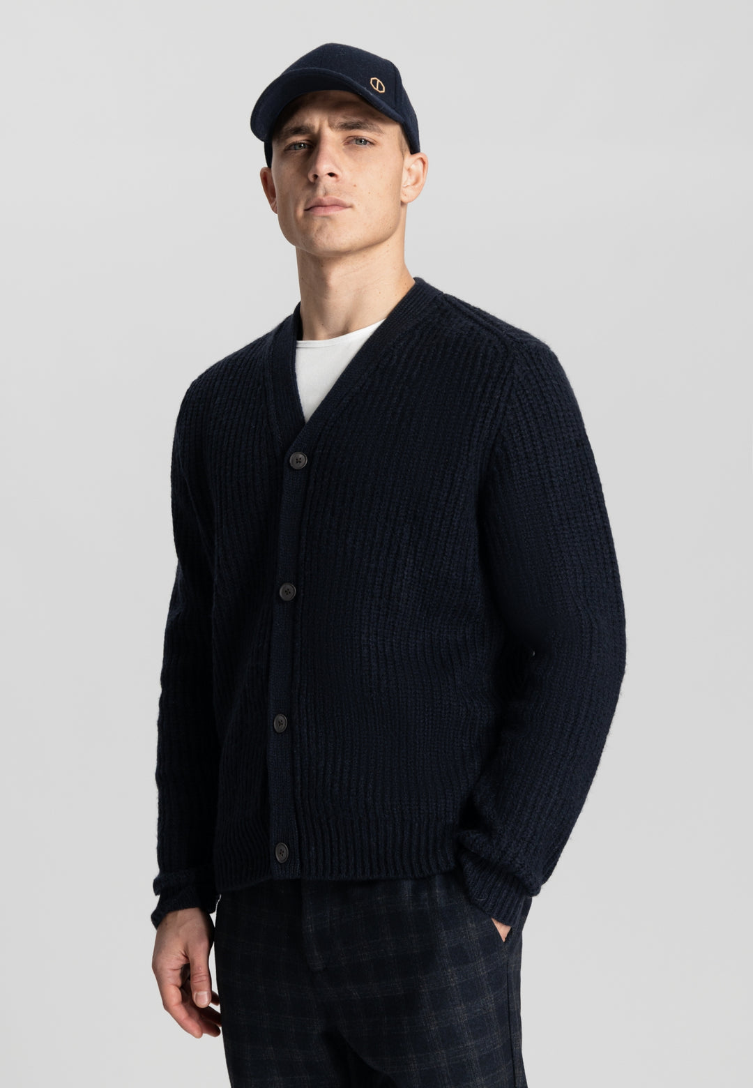 DSTREZZED - Relaxed Cardigan in Blue Nights | Buster McGee