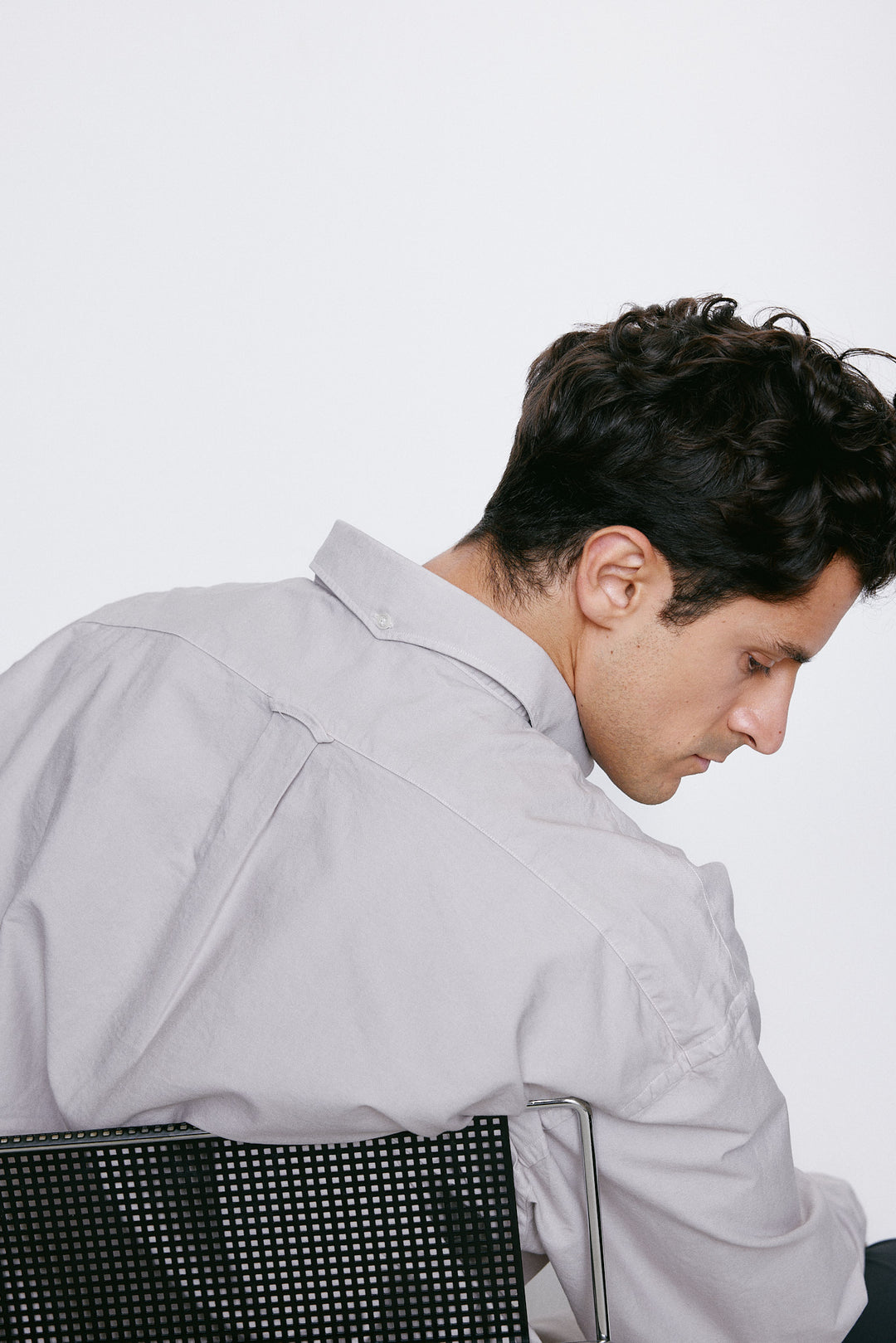 Unfeigned Long Sleeve Washed Oxford Shirt in Fog | Buster McGee