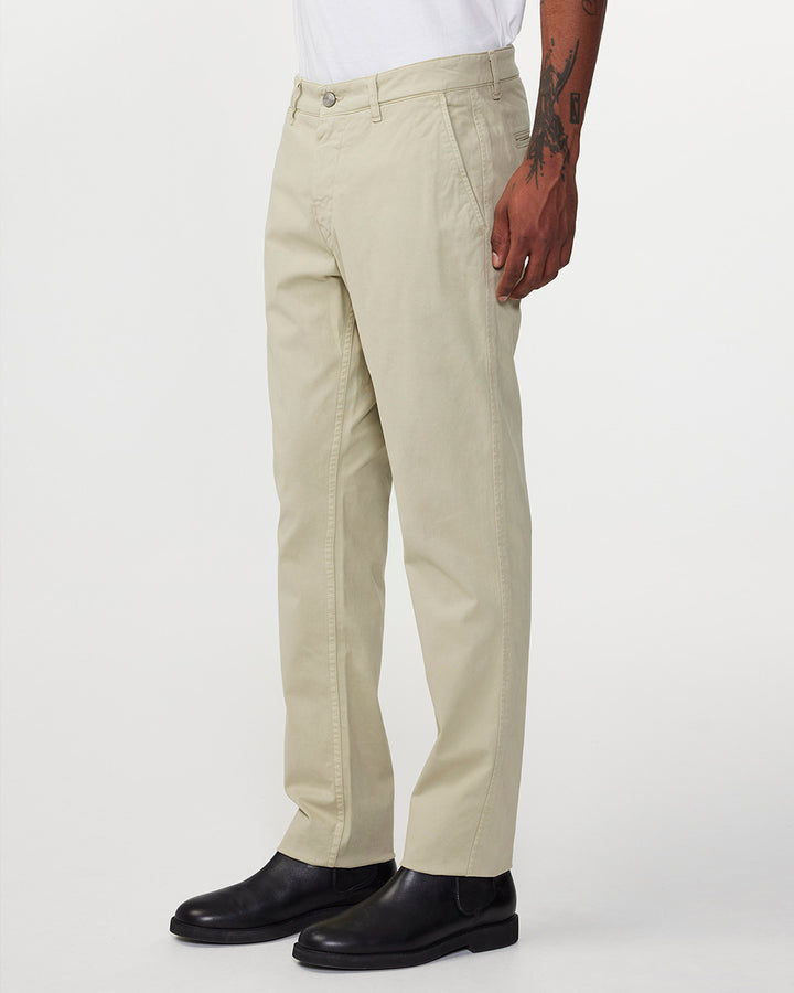 NN07 Marco 1400 Classic Chino in Fog | Buster McGee