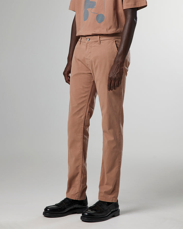 NN07 - Marco 1400 Classic Chino in Nougat | Buster McGee