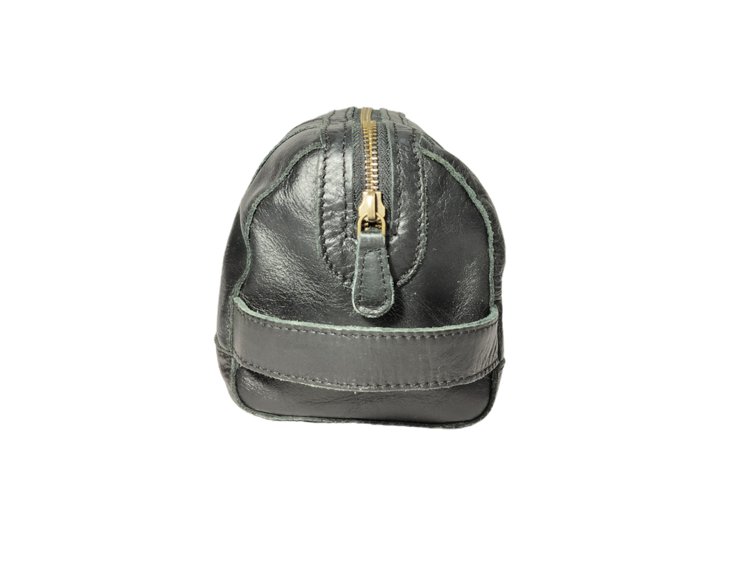 Indepal - Watson  Leather Toiletry Bag in Black | Buster McGee