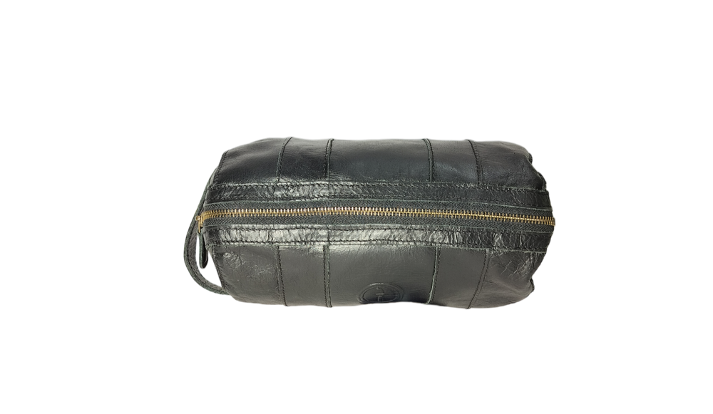 Indepal - Watson  Leather Toiletry Bag in Black | Buster McGee