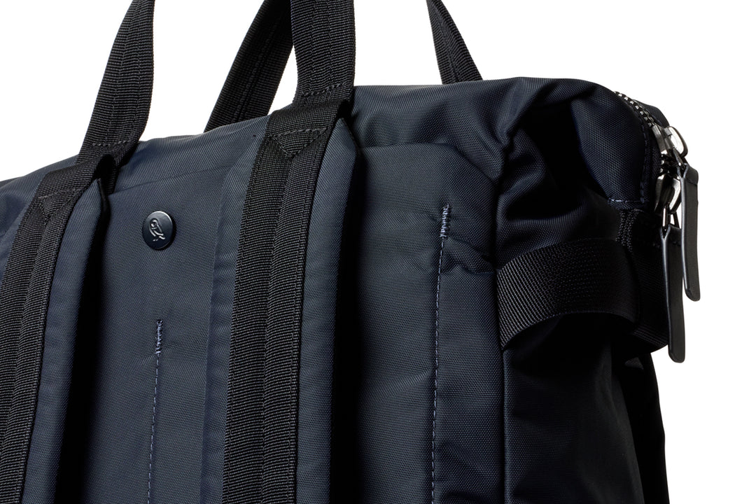 Bellroy Tokyo Totepack in Navy