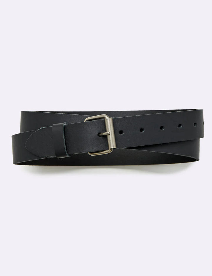Mr Simple Leather Belt in Black | Buster McGee