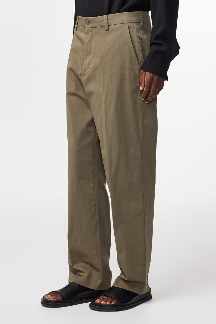 NN07 Paw 1804 Relaxed Fit Pant in Capers | Buster McGee