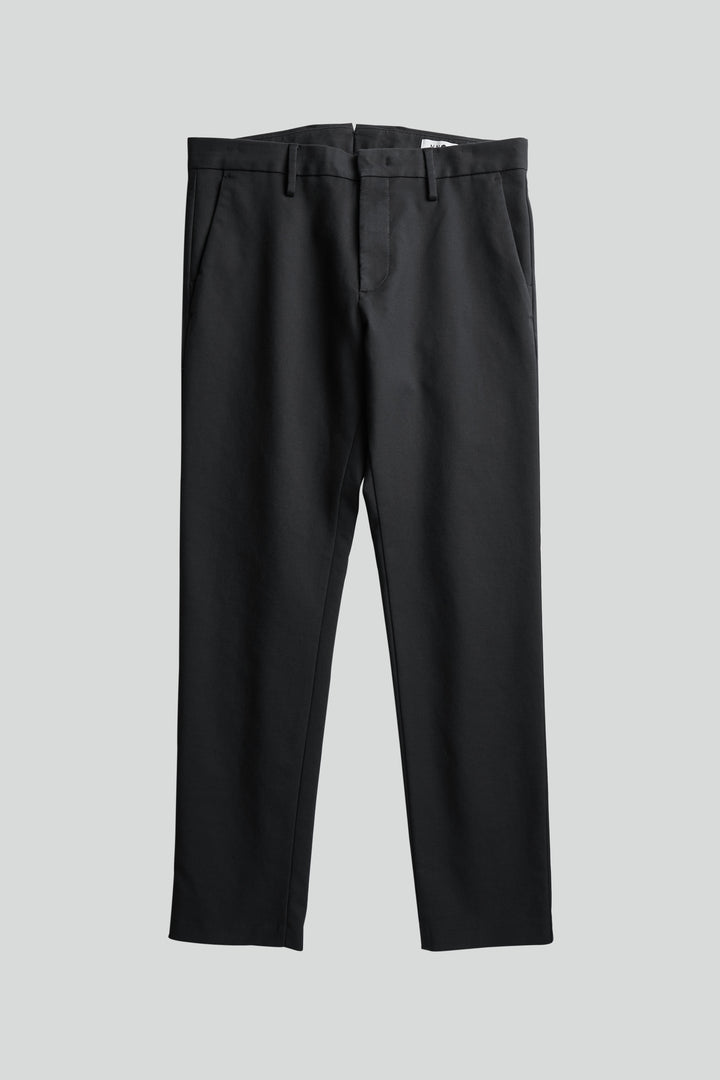 NN07 - Theo 1420 Pant in Black | Buster McGee