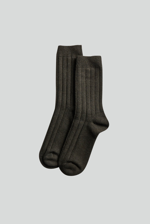 NN07 - Sock One 9055 Chunky Wool Sock in Dark Army | Buster McGee
