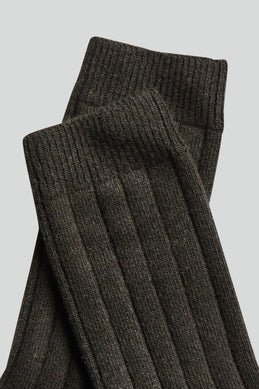 NN07 - Sock One 9055 Chunky Wool Sock in Dark Army | Buster McGee
