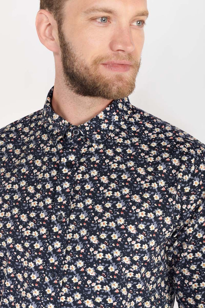 Le Temps des Cerises - Mastre Floral Print Longsleeve Shirt in Galaxy