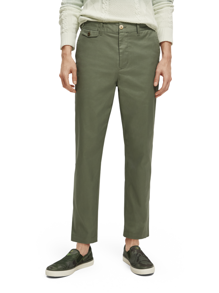 The Drift Organic Cotton Blend Twill Chino in Army | Buster McGee