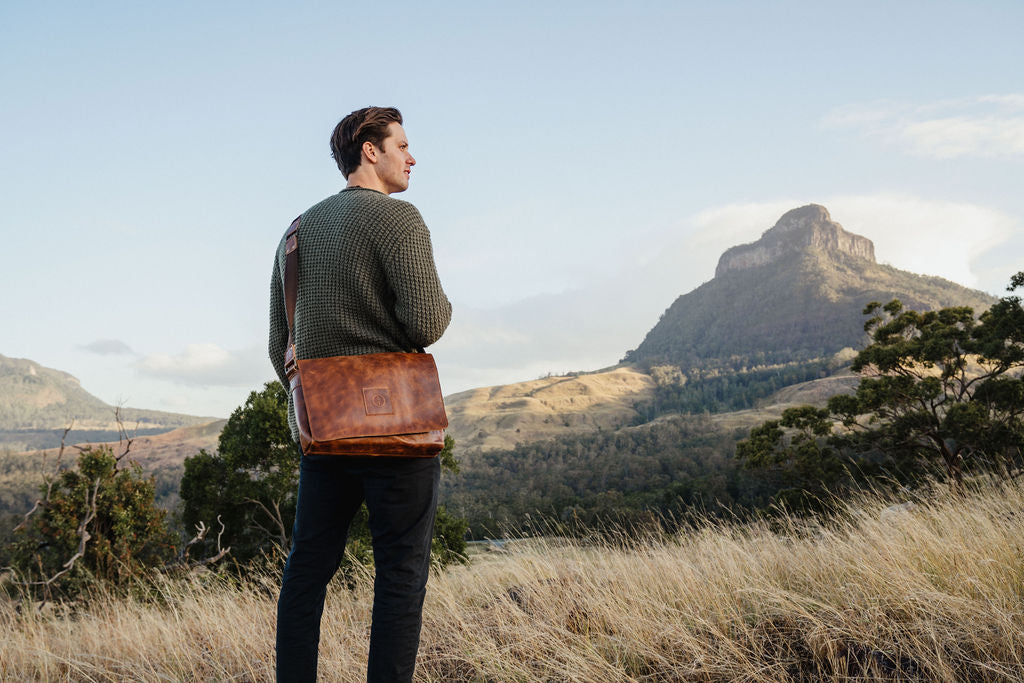 Soldier 15 inch - Men's Leather Messenger Bag in Crazy Horse Tan | Buster McGee Daylesford